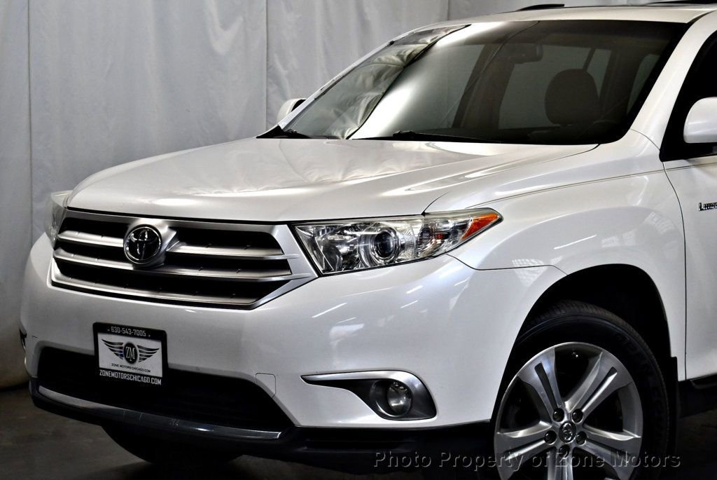 Used 2012 Toyota Highlander Limited w/ Tow Pkg image 2