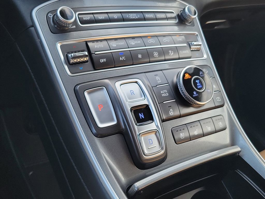 Used 2023 Hyundai Santa Fe Calligraphy image 36