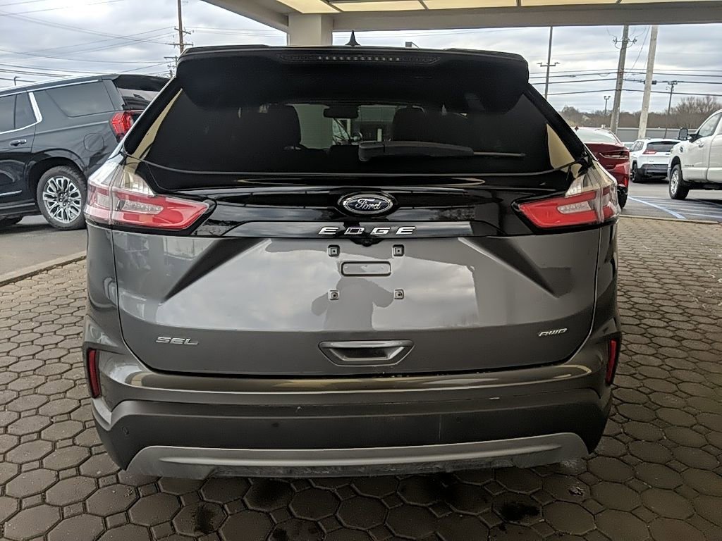 Used 2024 Ford Edge SEL w/ Convenience Package image 7