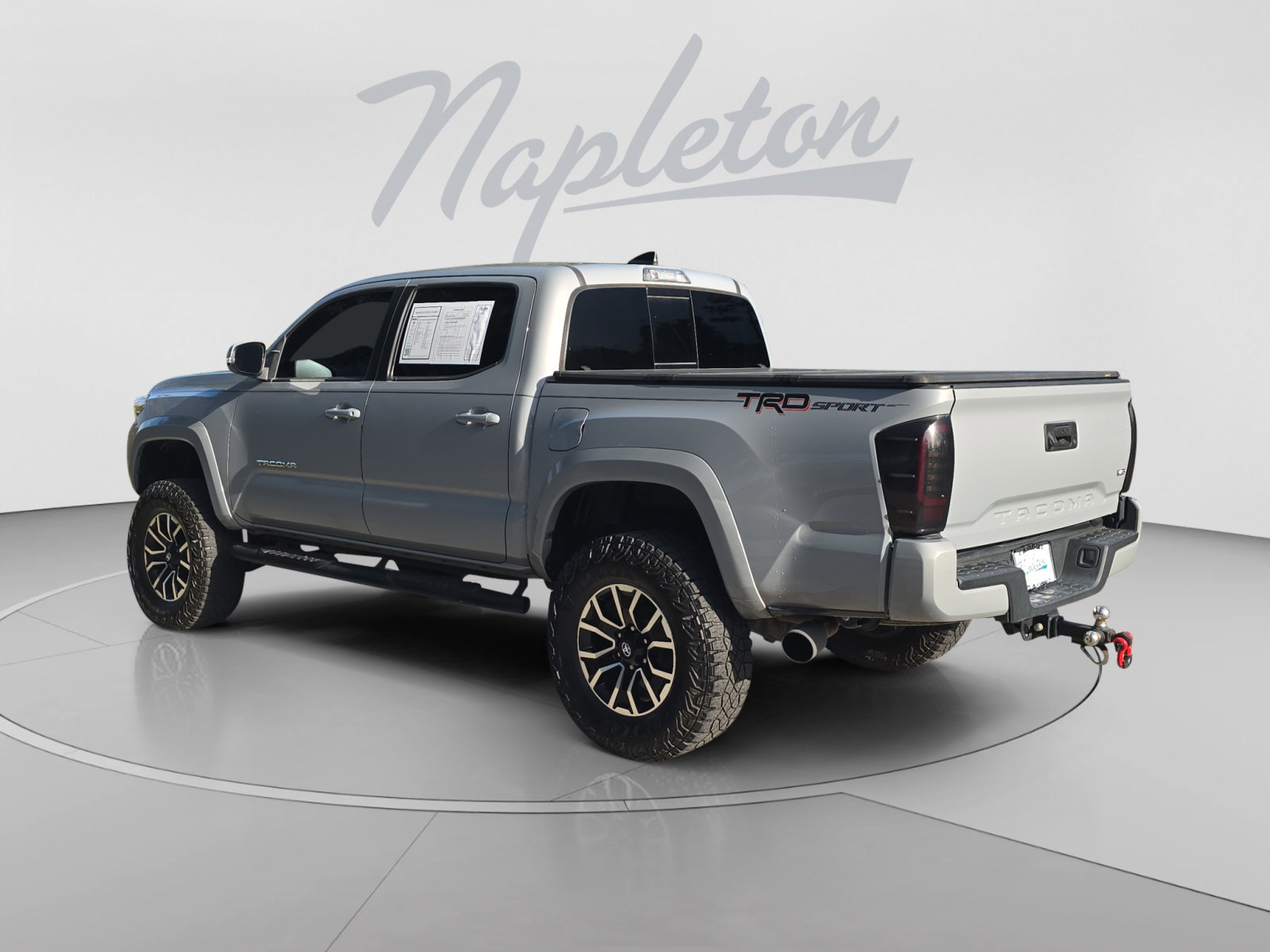 Used 2021 Toyota Tacoma TRD Sport RWD image 3