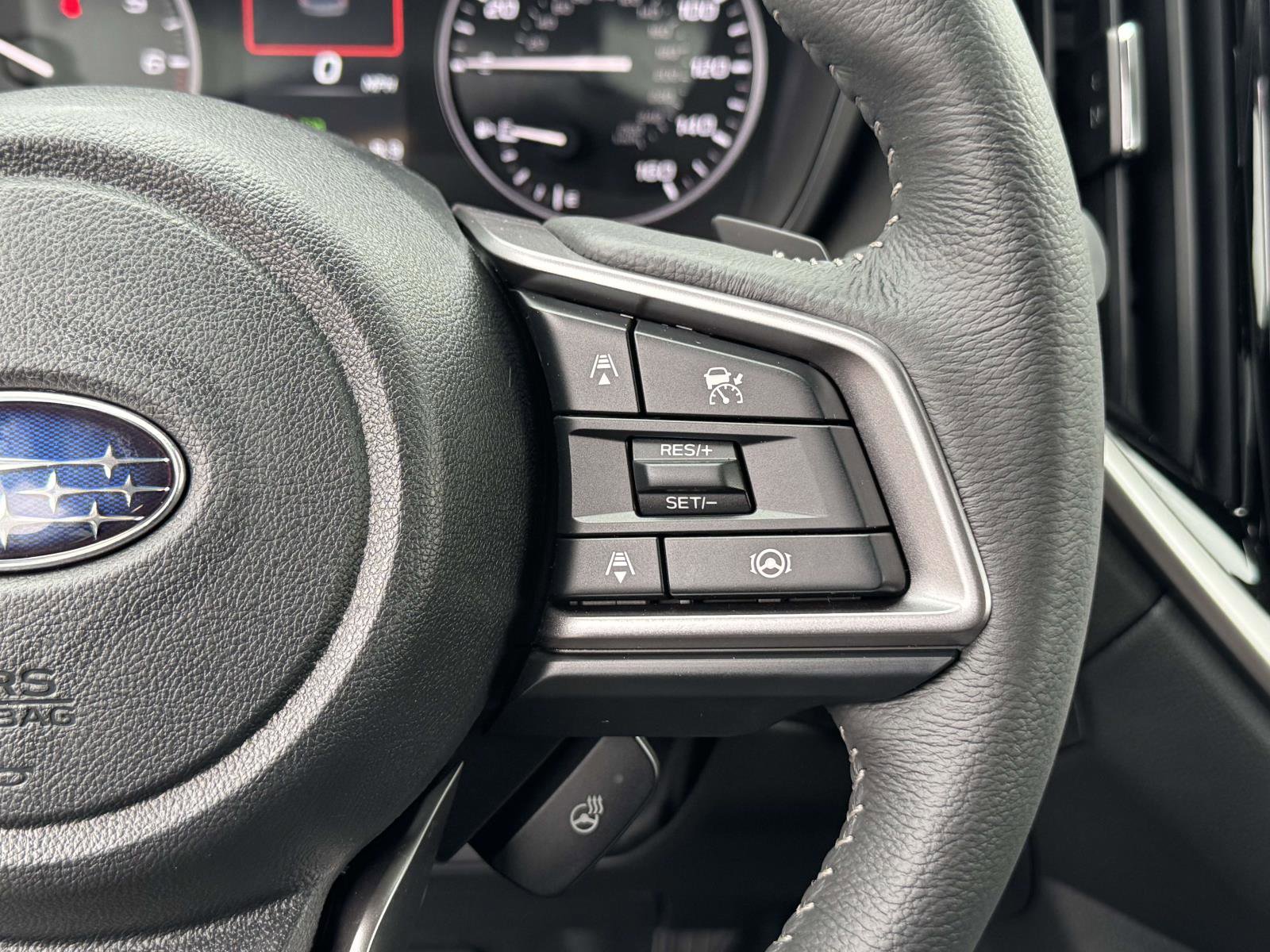 New 2025 Subaru Ascent Limited image 16