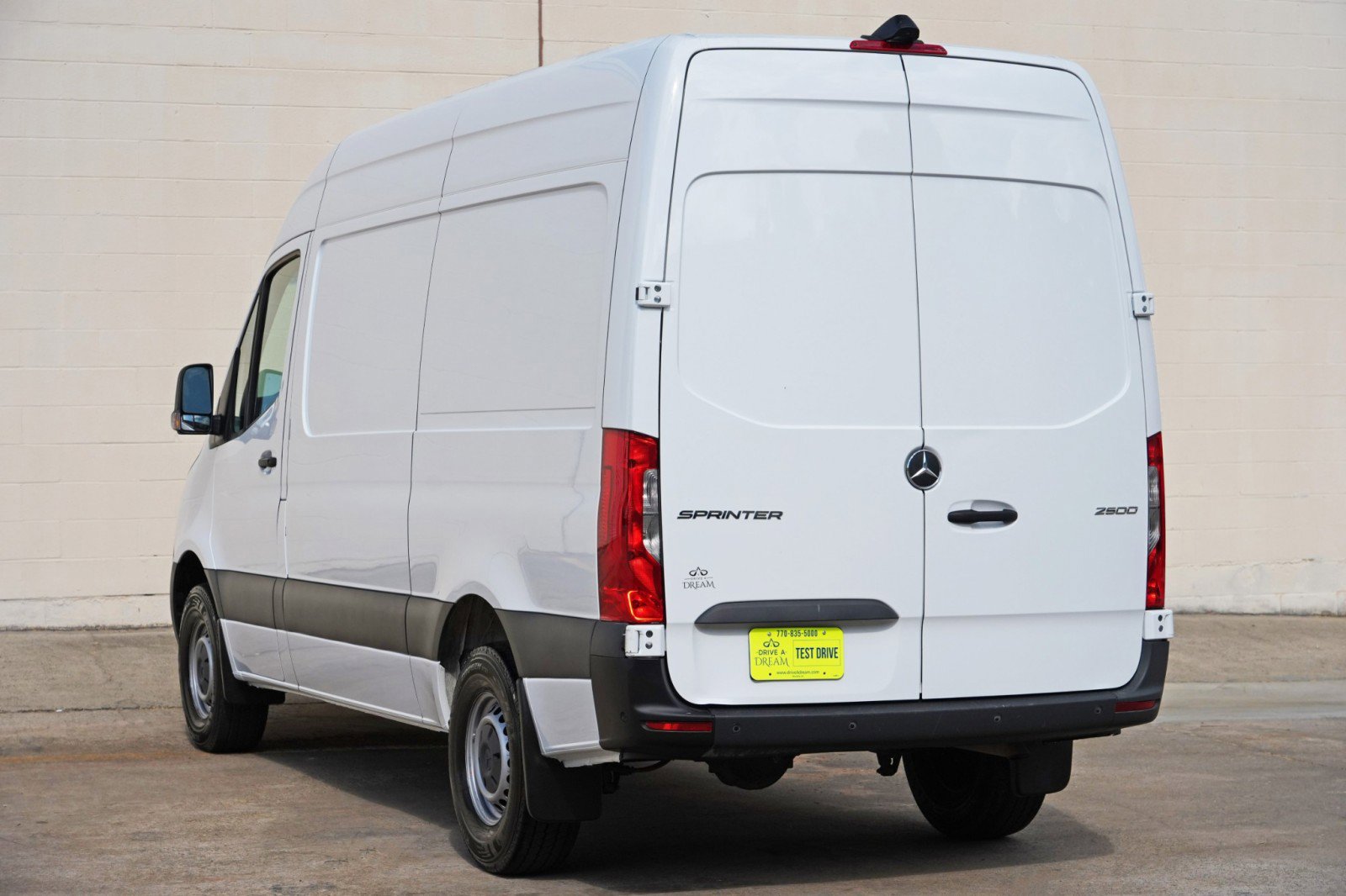 Used 2023 Mercedes-Benz Sprinter 2500 image 45