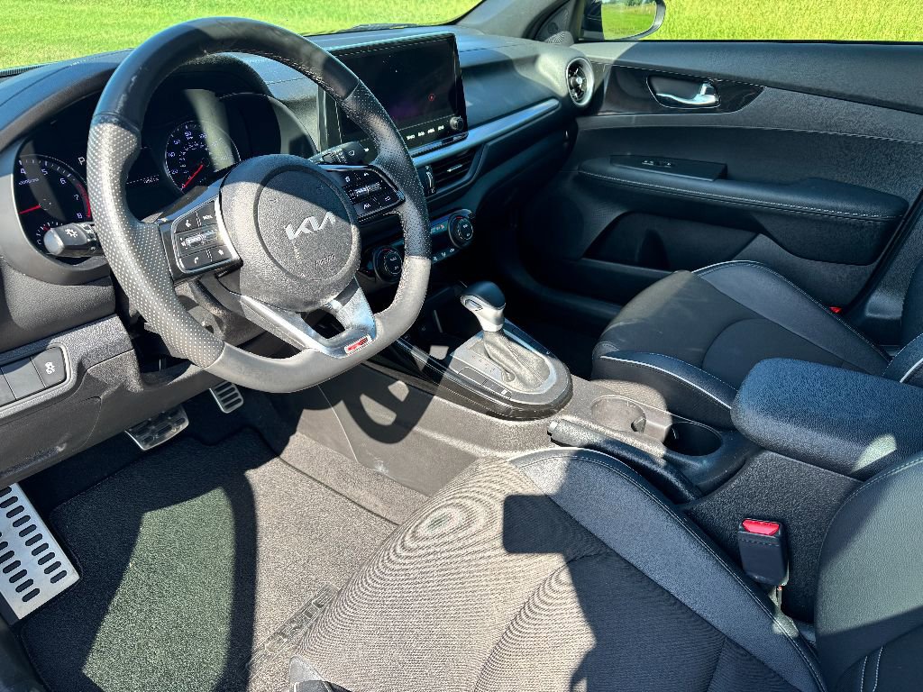 Used 2023 Kia Forte GT-Line image 10