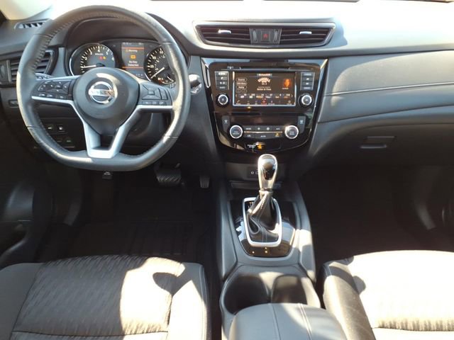 Used 2020 Nissan Rogue SV AWD/4WD image 16