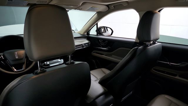 Used 2023 Lincoln Corsair AWD w/ Equipment Group 101A image 19