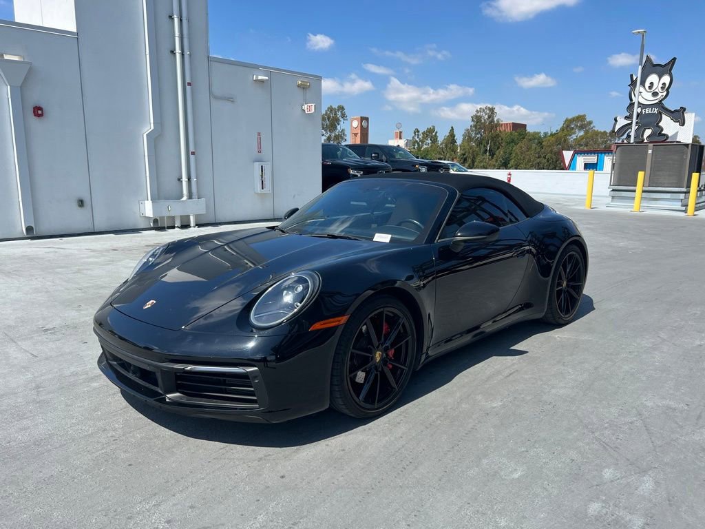 Used 2020 Porsche 911 Carrera RWD image 1