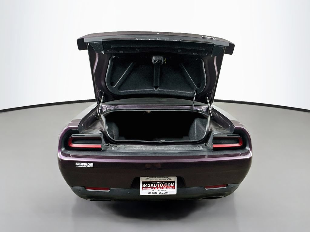 Used 2022 Dodge Challenger R/T RWD image 32