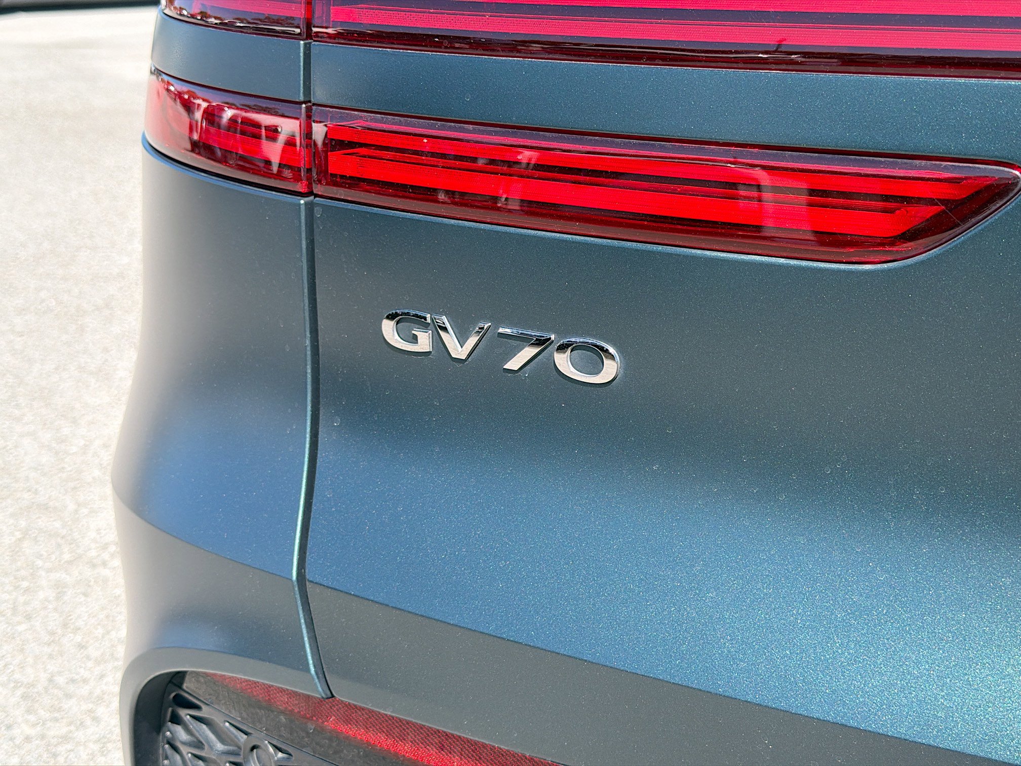 Used 2024 Genesis GV70 2.5T w/ Advanced Package image 11