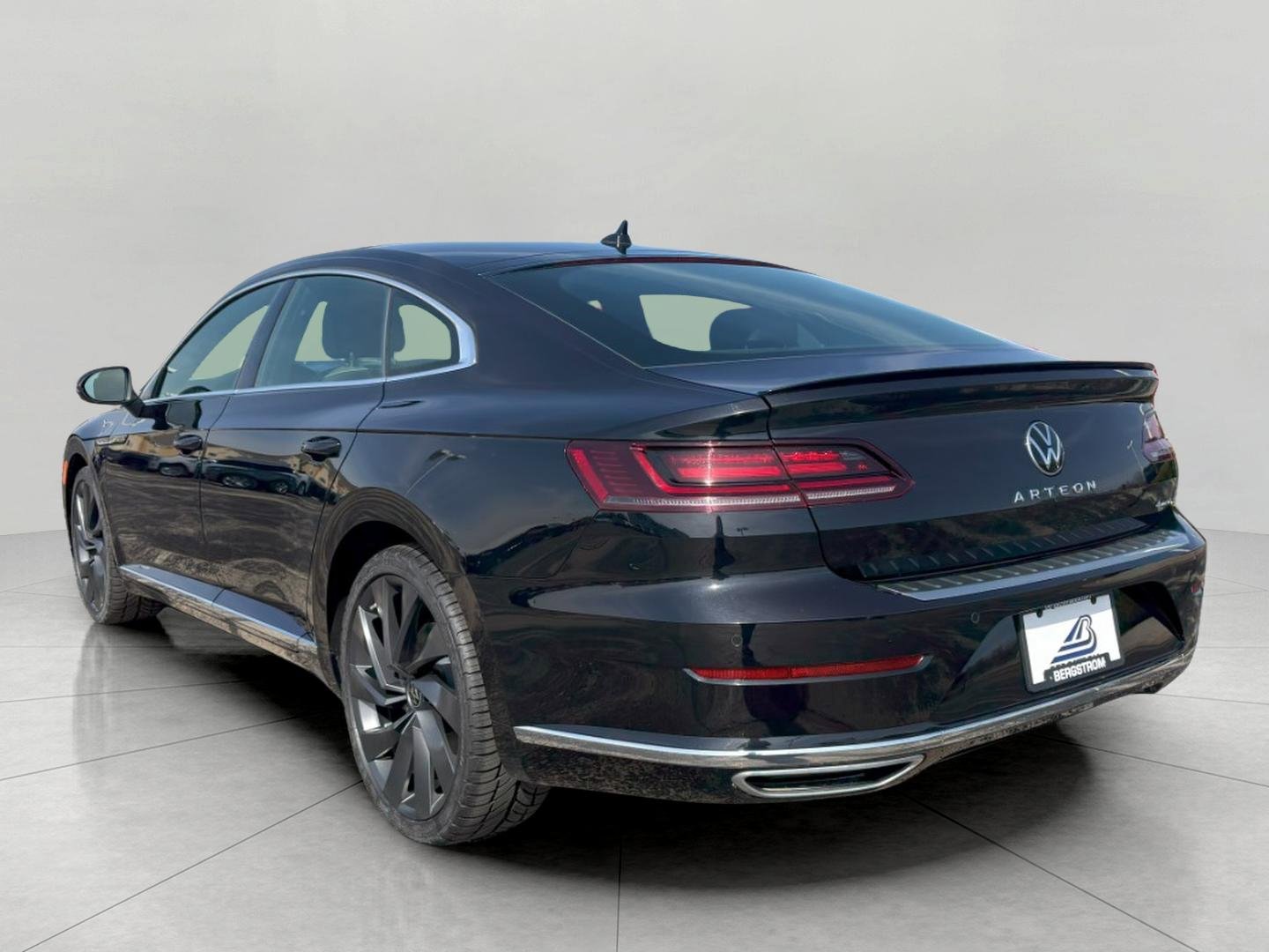 Used 2022 Volkswagen Arteon SEL image 6