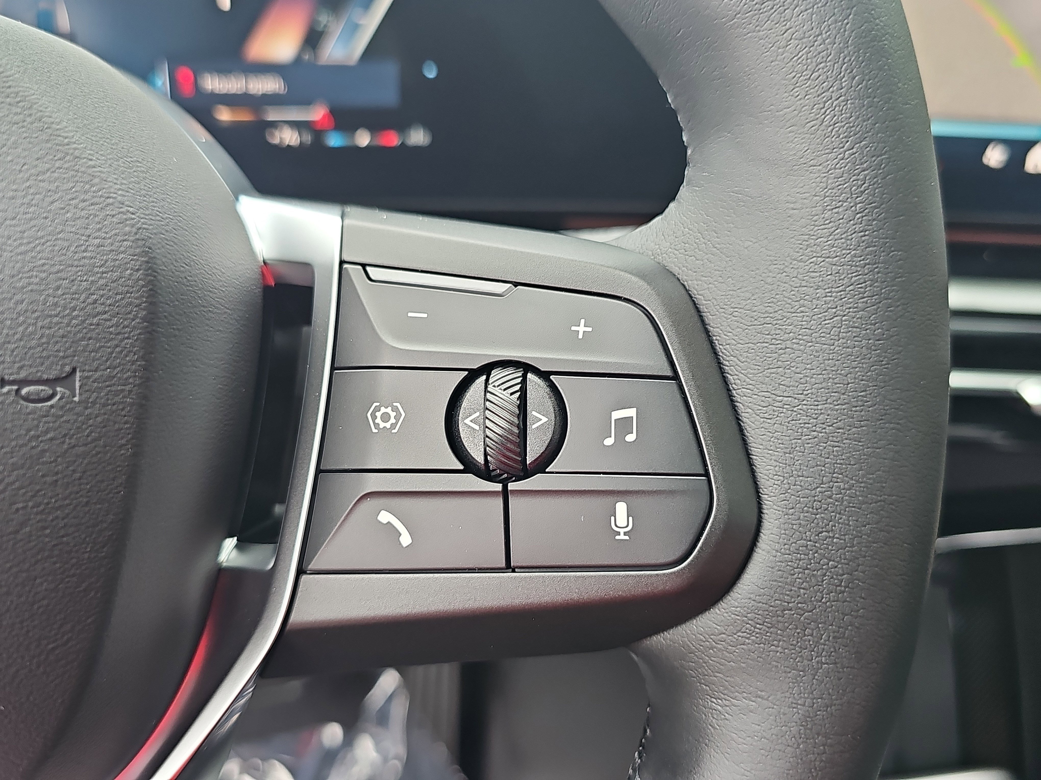 New 2025 BMW X1 xDrive28i w/ Technology Package image 19