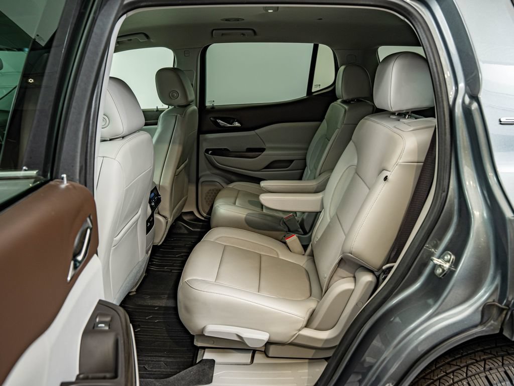 Used 2020 GMC Acadia SLT FWD image 32