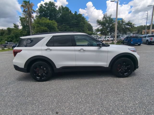 Certified 2024 Ford Explorer ST w/ Equipment Group 401A AWD/4WD image 4