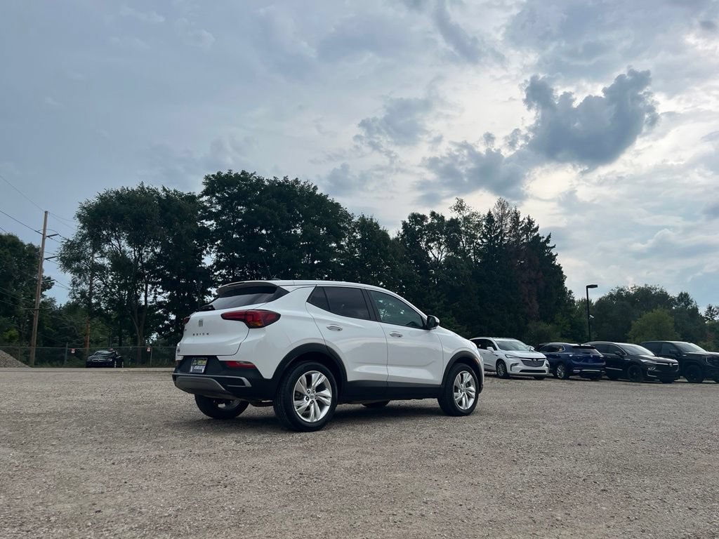 Used 2024 Buick Encore GX Preferred w/ Comfort Package AWD/4WD image 6