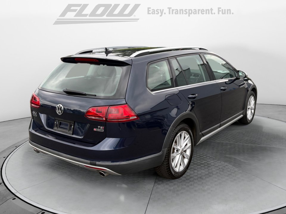 Used 2017 Volkswagen Golf Alltrack AWD/4WD image 7