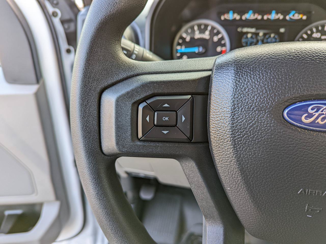 Used 2022 Ford F250 XL w/ Power Equipment Group AWD/4WD image 15