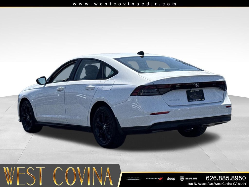 Used 2025 Honda Accord SE image 7
