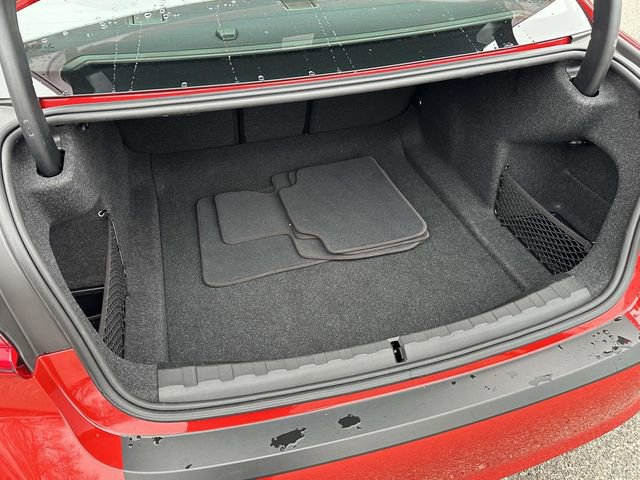 Used 2022 BMW 330i xDrive Sedan w/ Driving Assistance Package image 16