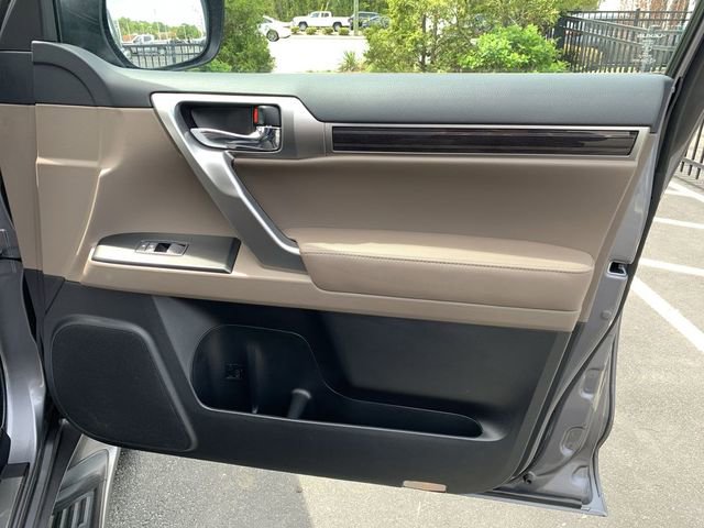 Used 2023 Lexus GX 460 Premium w/ Premium Package AWD/4WD image 13
