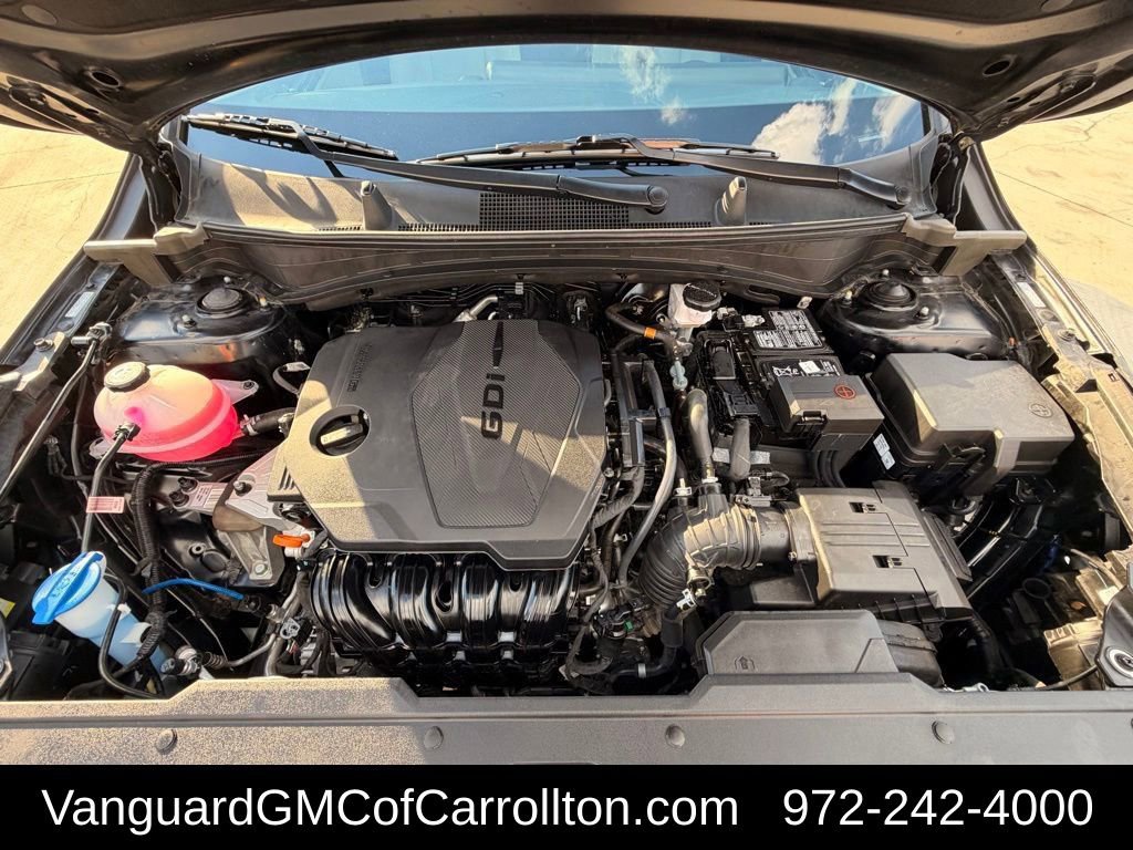 Used 2025 Kia Sportage EX image 33