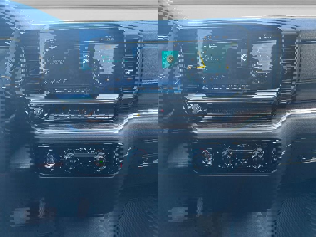 Used 2023 Chevrolet Silverado 1500 LT image 13