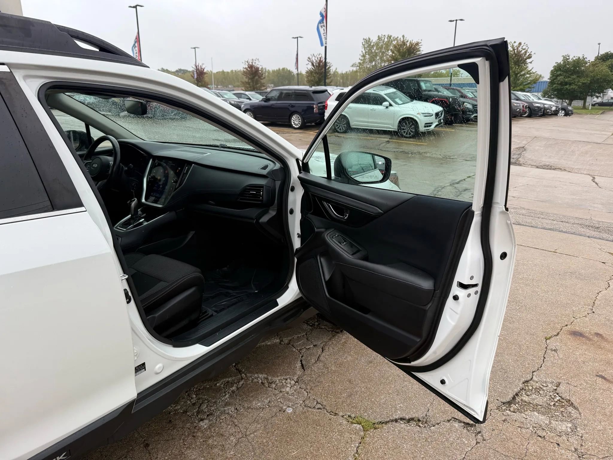 Used 2022 Subaru Outback Premium image 25