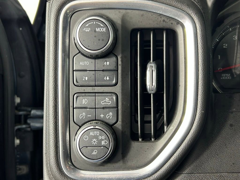 Used 2020 Chevrolet Silverado 2500 LTZ w/ LTZ Plus Package image 29