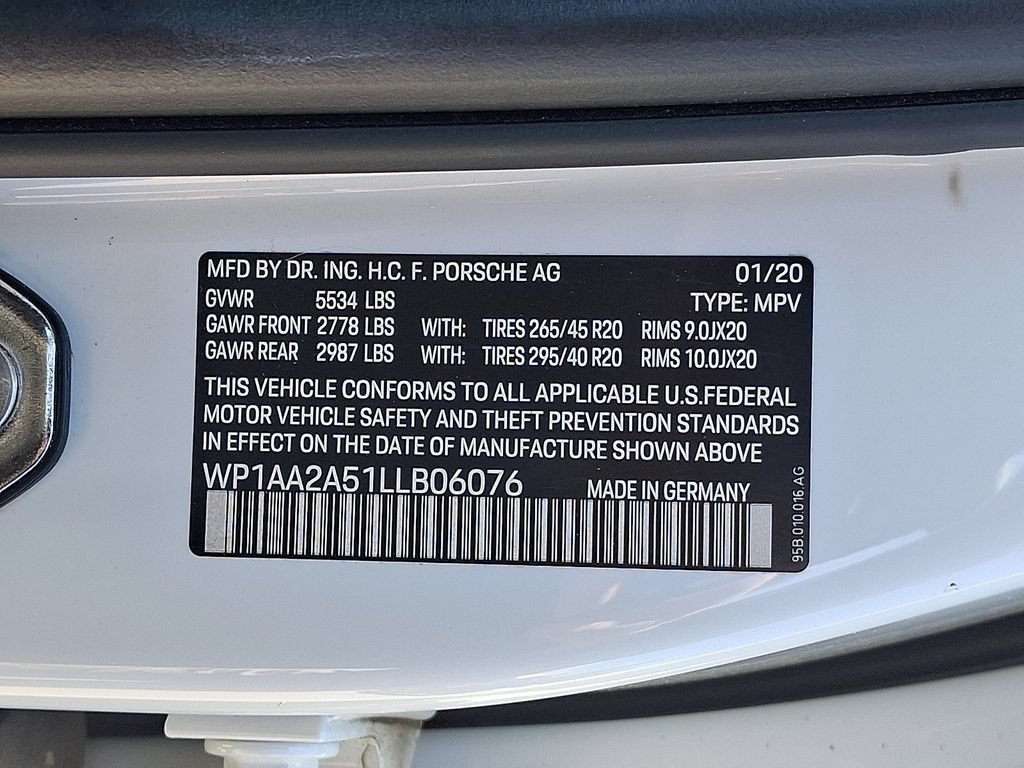 Used 2020 Porsche Macan AWD/4WD image 28