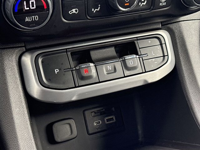 Certified 2023 GMC Acadia SLT image 16