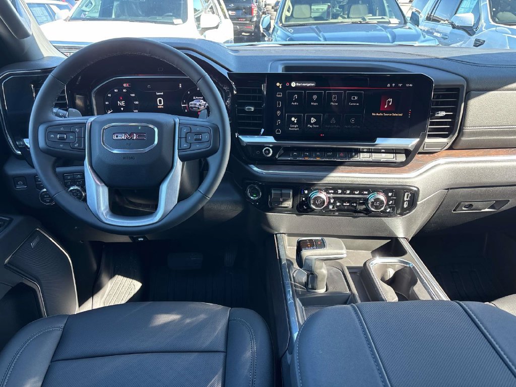 New 2026 GMC Sierra 1500 SLT AWD/4WD image 9