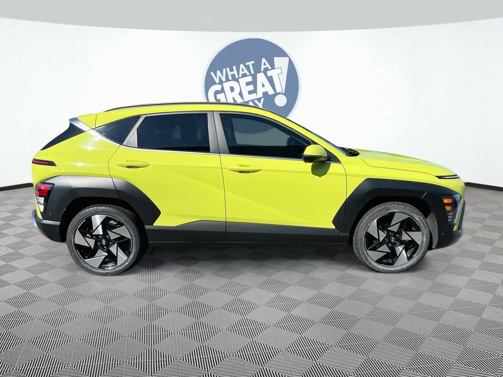 Used 2024 Hyundai Kona Limited FWD image 4