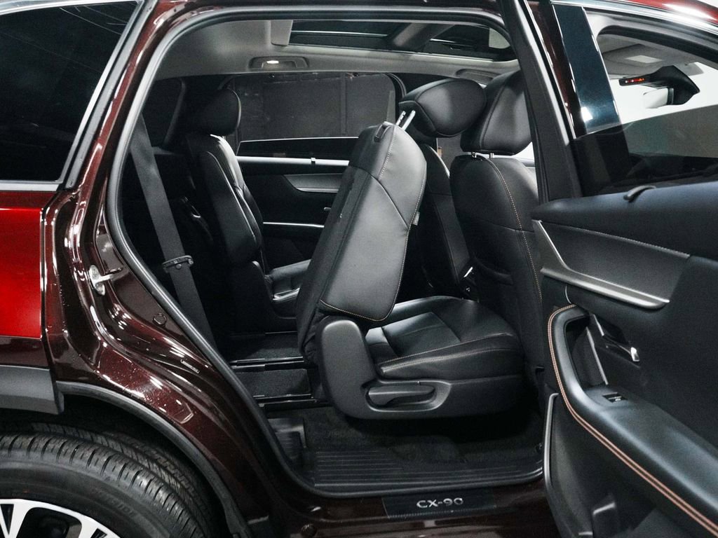 Used 2024 MAZDA CX-90 Plug-In Hybrid w/ Premium Pkg image 35