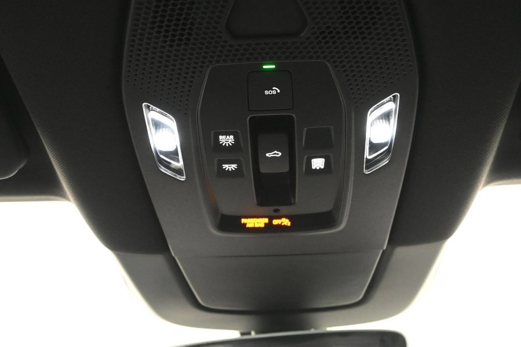 New 2026 Porsche Cayenne Electric AWD/4WD image 25