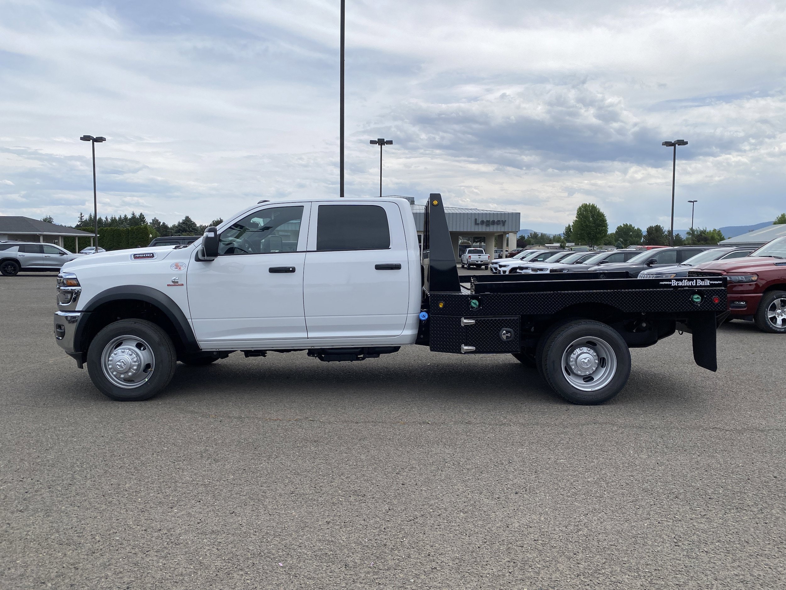 New 2025 RAM 4500 Tradesman AWD/4WD image 11