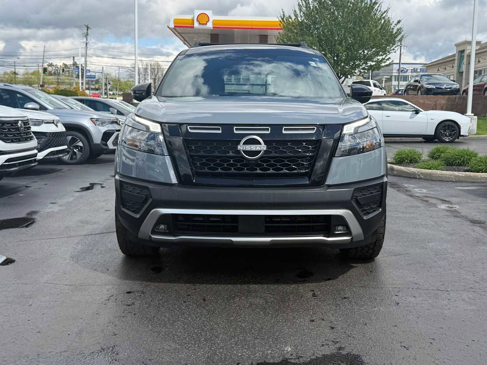 Used 2024 Nissan Pathfinder Rock Creek AWD/4WD image 2