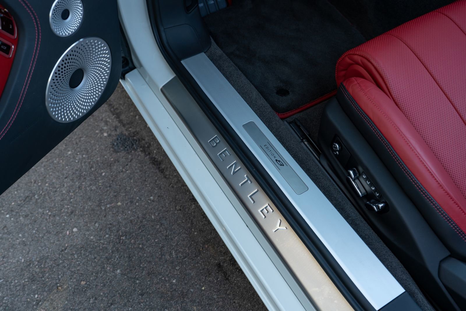 Certified 2024 Bentley Continental GT image 22