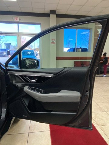 Used 2022 Subaru Outback Limited image 14