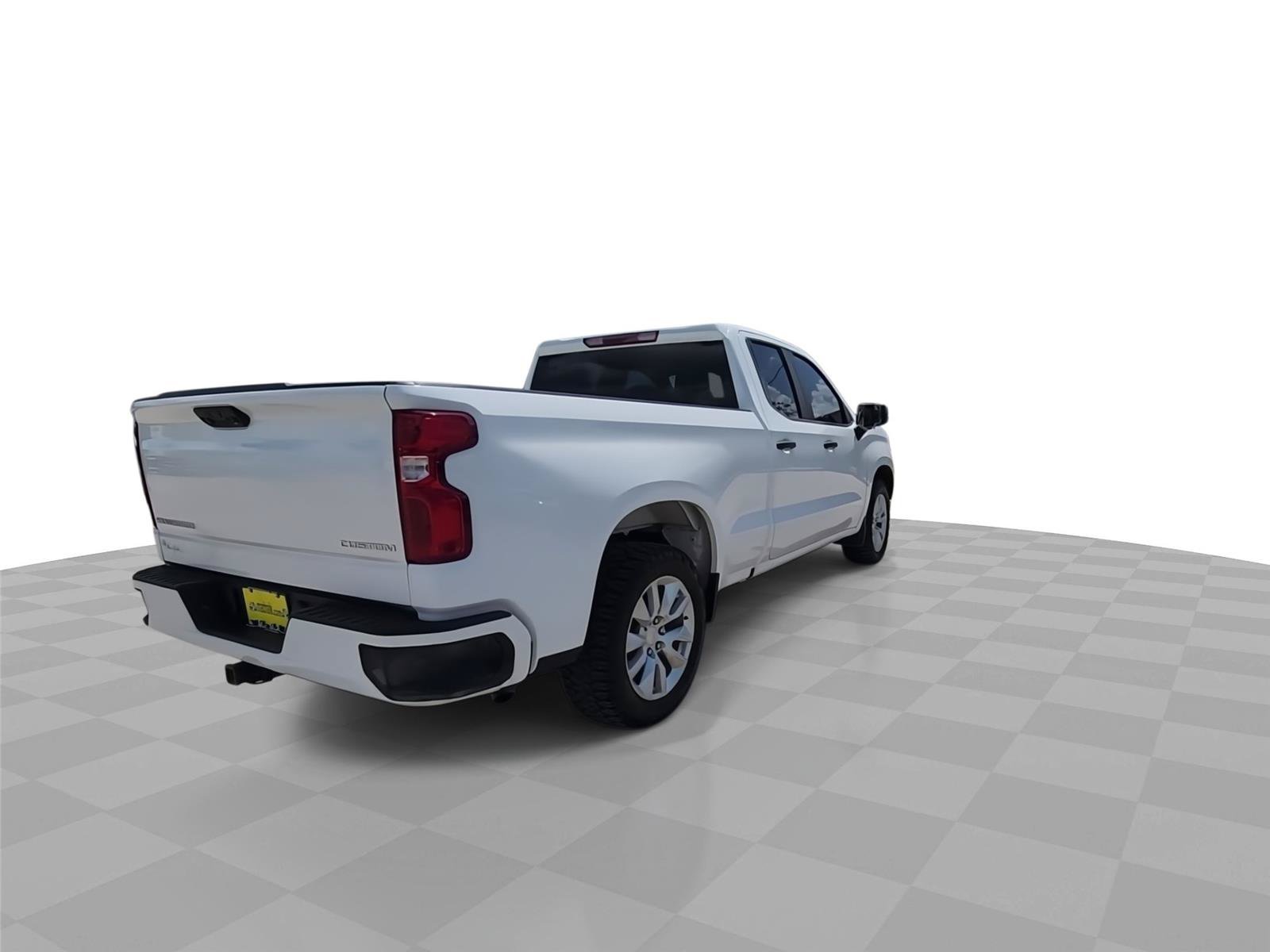 Certified 2025 Chevrolet Silverado 1500 Custom RWD image 8