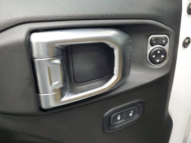 Used 2023 Jeep Gladiator Sport AWD/4WD image 17