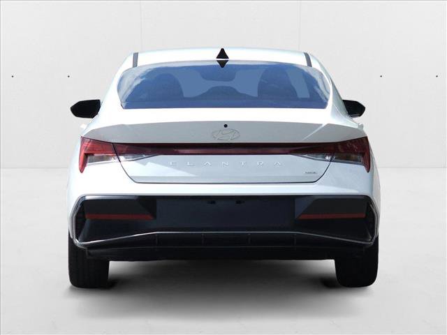 New 2025 Hyundai Elantra Limited image 8