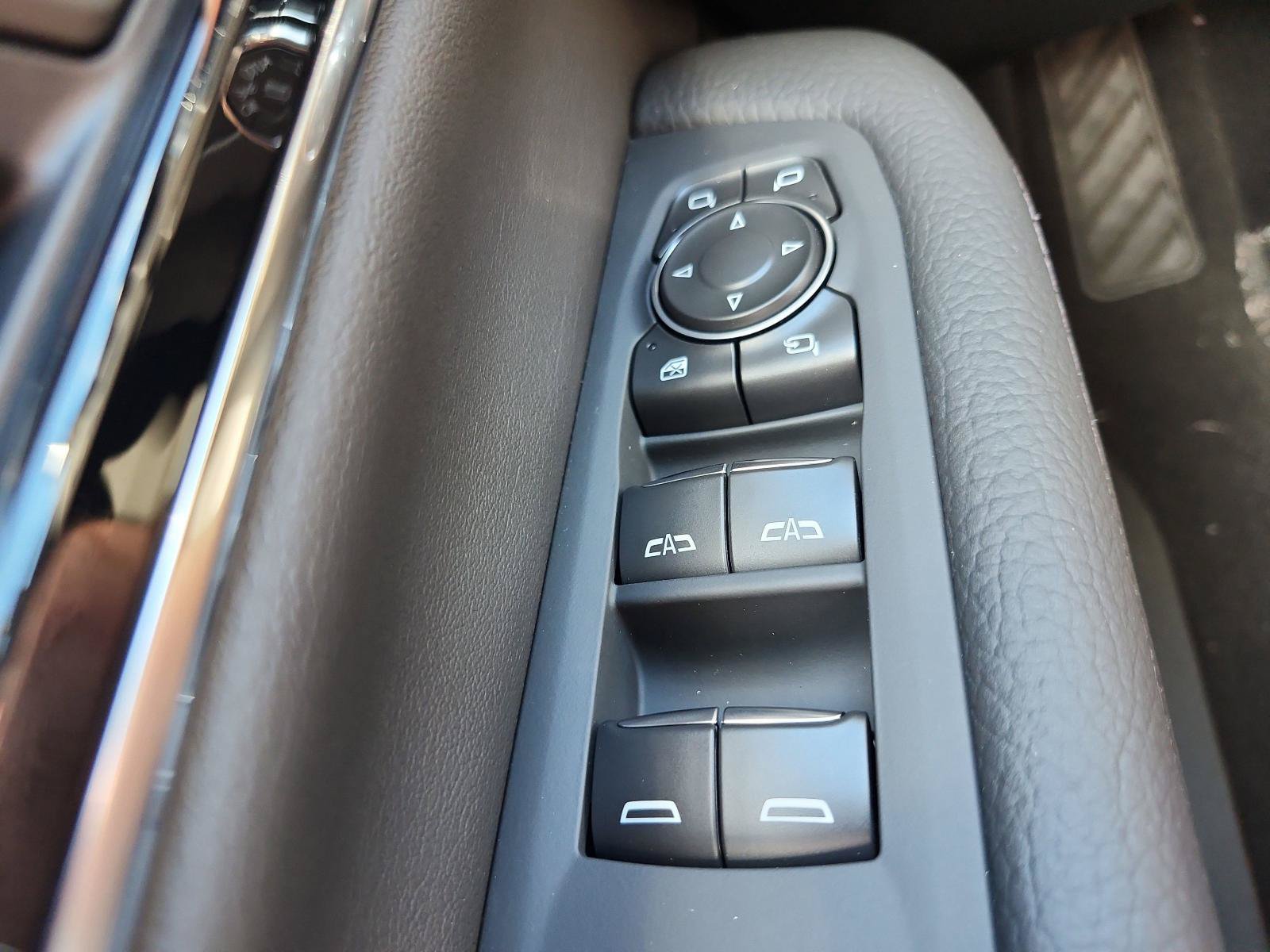 New 2026 GMC Yukon XL Denali AWD/4WD image 17