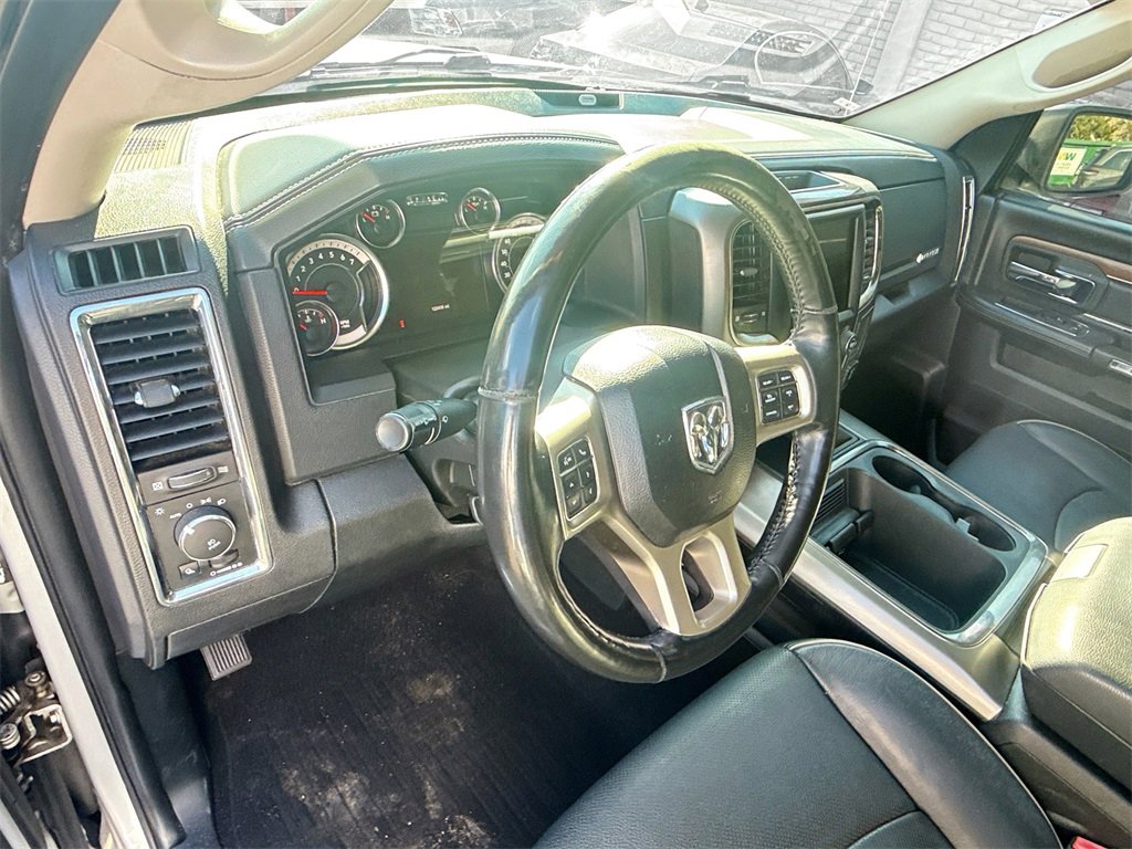Used 2018 RAM 1500 Laramie image 10