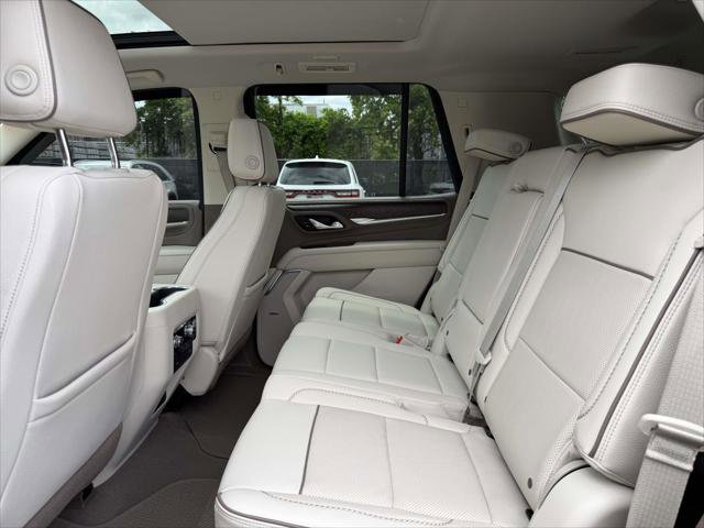 Used 2023 GMC Yukon Denali w/ Max Trailering Package AWD/4WD image 15
