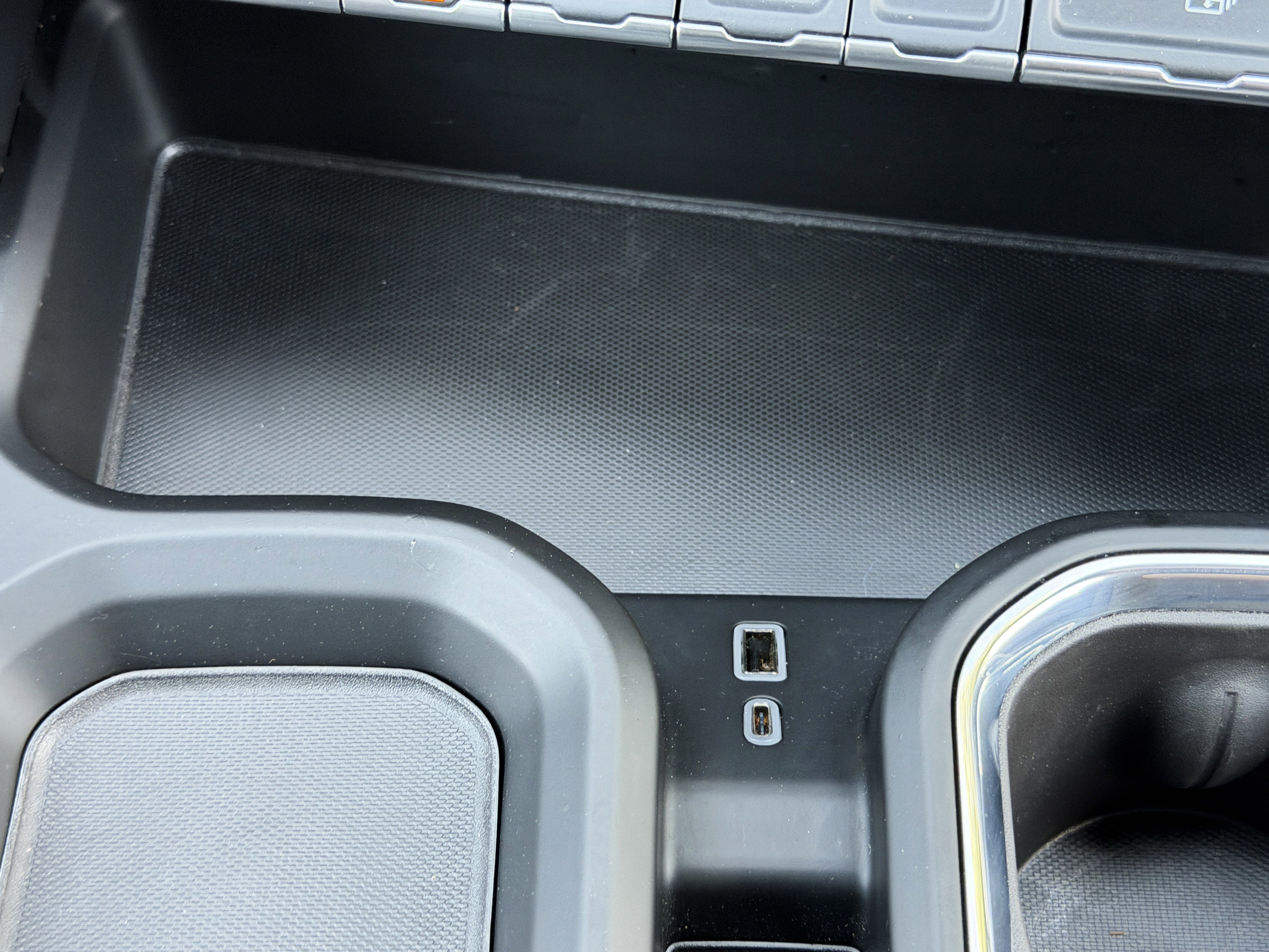 Used 2025 GMC Sierra 3500 Denali w/ Denali Reserve Package AWD/4WD image 30