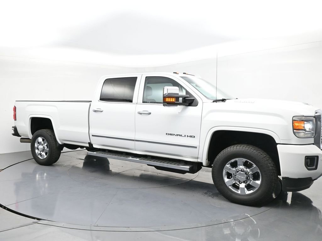 Used 2019 GMC Sierra 3500 Denali w/ Duramax Plus Package AWD/4WD image 5