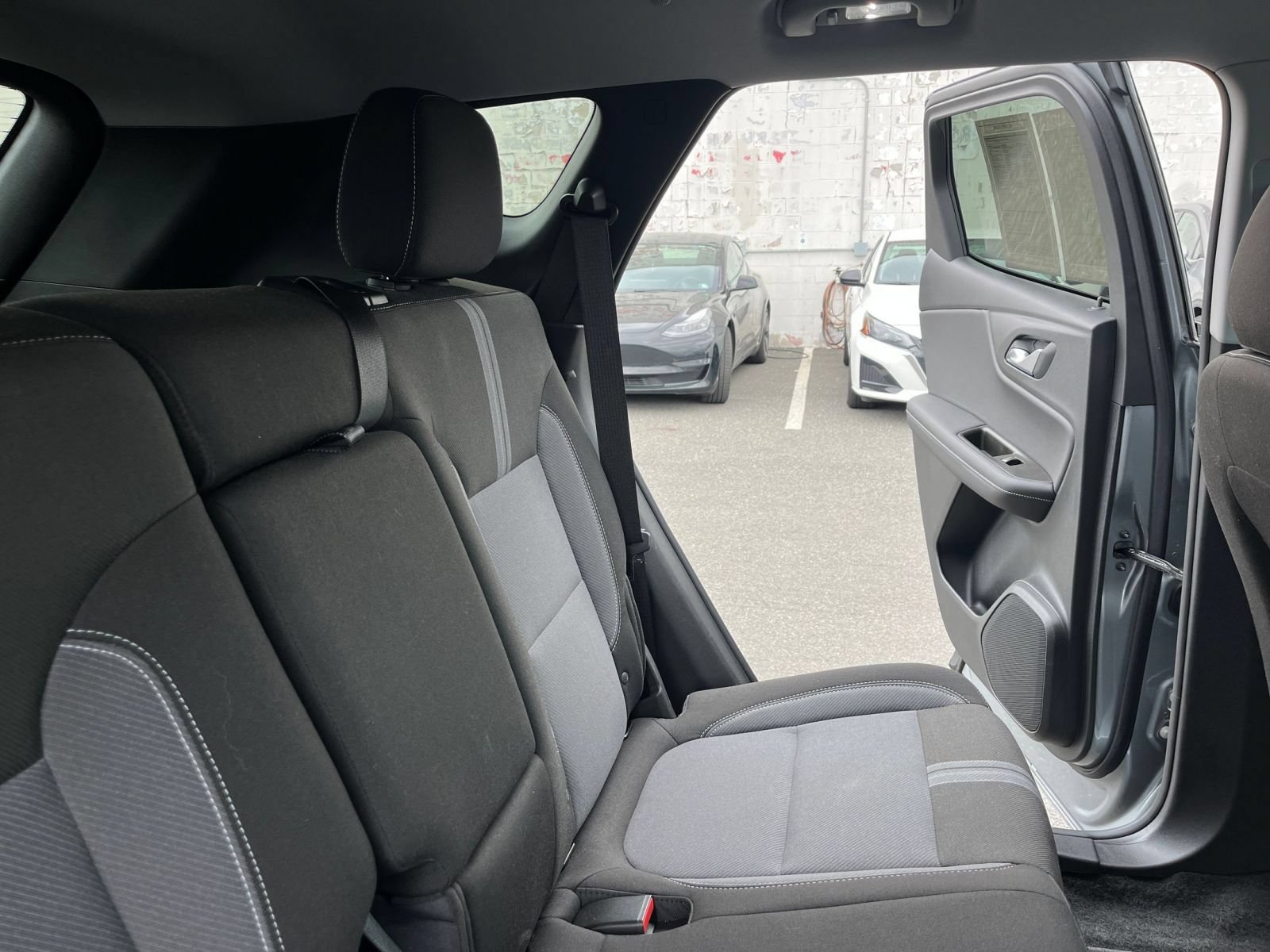 Used 2026 Chevrolet Blazer LT FWD image 37