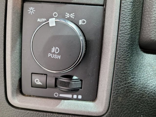 Used 2018 RAM 1500 Express w/ Express Value Package image 35