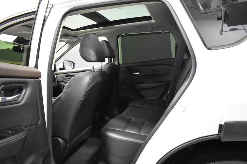 Certified 2023 Nissan Rogue SL w/ SL Premium Package image 33