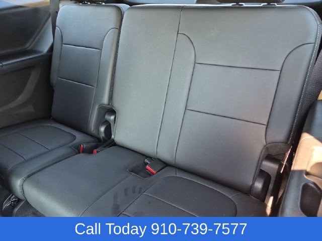 Used 2023 Chevrolet Traverse LT w/ LT Premium Package AWD/4WD image 33