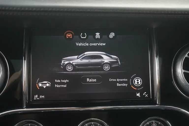 Used 2017 Bentley Mulsanne RWD image 26