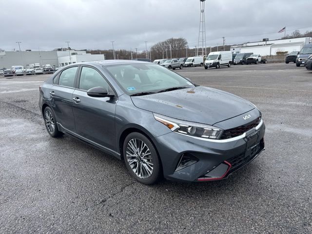 Used 2023 Kia Forte GT-Line w/ GT-Line Premium Package image 2